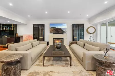 10580 Wilshire Blvd #2, Los Angeles, CA 90024 - Photo 4