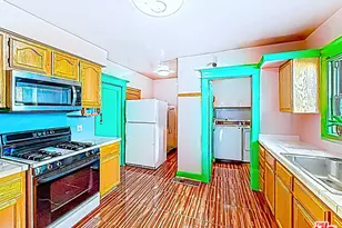 3025 Edgehill Dr, Los Angeles, CA 90018 - Photo 36