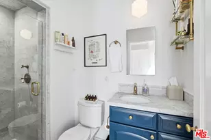 8726 Shoreham Dr, West Hollywood, CA 90069 - Photo 16