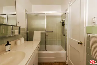 5434 Village Green, Los Angeles, CA 90016 - Photo 48
