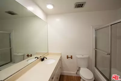 11515 Ohio Ave #1, Los Angeles, CA 90025 - Photo 14