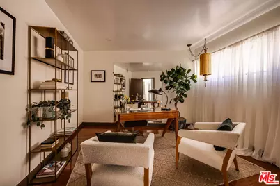 9234 Kinglet Dr, Los Angeles, CA 90069 - Photo 26