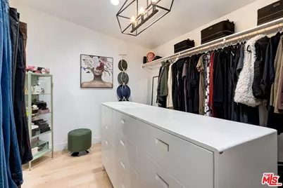 8730 Encino Ave, Los Angeles, CA 91325 - Photo 16