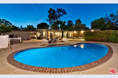 8730 Encino Ave, Los Angeles, CA 91325 - Photo 30