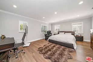 681 S Bronson Ave, Los Angeles, CA 90005 - Photo 16