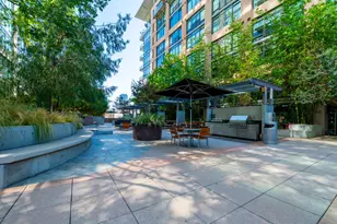 1111 S Grand Ave, Los Angeles, CA 90015 - Photo 32