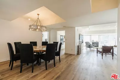 13600 Marina Pointe Dr #901, Marina del Rey, CA 90292 - Photo 4