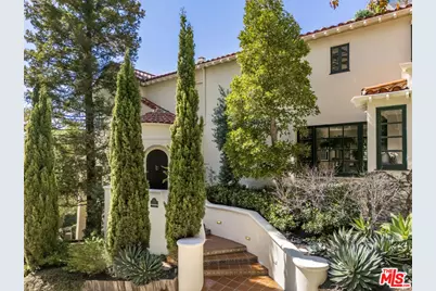 1701 Queens Ct, Los Angeles, CA 90069 - Photo 4