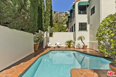 1701 Queens Ct, Los Angeles, CA 90069 - Photo 52