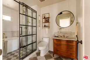 10610 Pinyon Ave, Tujunga, CA 91042 - Photo 18