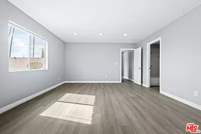 347 W 67th St, Los Angeles, CA 90003 - Photo 38