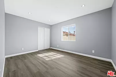 347 W 67th St, Los Angeles, CA 90003 - Photo 32