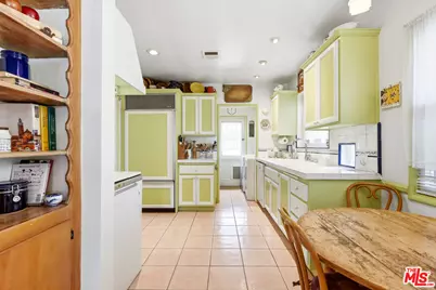 13025 Hartsook St, Sherman Oaks, CA 91423 - Photo 14