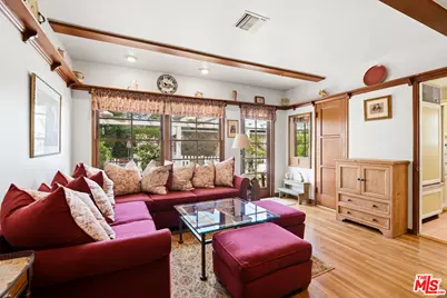 13025 Hartsook St, Sherman Oaks, CA 91423 - Photo 18