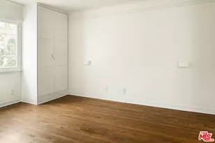 2320 N Beachwood Dr, Los Angeles, CA 90068 - Photo 24