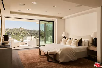 2700 Woodstock Rd, Los Angeles, CA 90046 - Photo 28