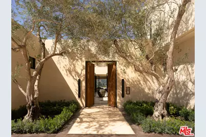 2700 Woodstock Rd, Los Angeles, CA 90046 - Photo 4