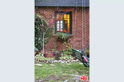 1242 N Isabel St, Glendale, CA 91207 - Photo 58