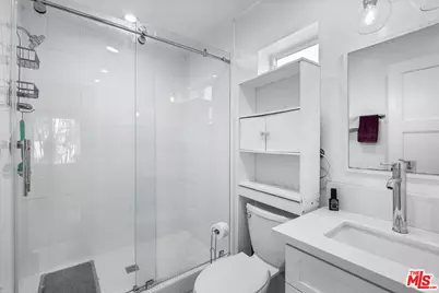 9232 S 8th Ave, Inglewood, CA 90305 - Photo 30