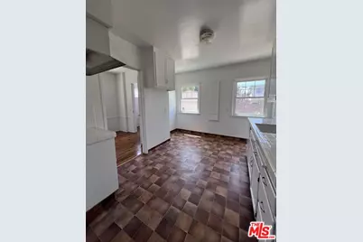 1851 Brockton Ave, Los Angeles, CA 90025 - Photo 10