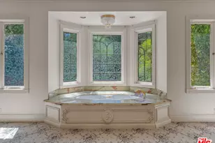 1700 Green Acres Dr, Beverly Hills, CA 90210 - Photo 16
