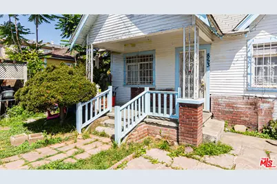 853 E 112th St, Los Angeles, CA 90059 - Photo 2