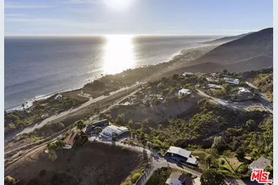 4615 Via Vienta St, Malibu, CA 90265 - Photo 10