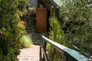 1854 Jewett Dr, Los Angeles, CA 90046 - Photo 2