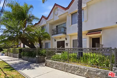 856 W Beach Ave #16, Inglewood, CA 90302 - Photo 2