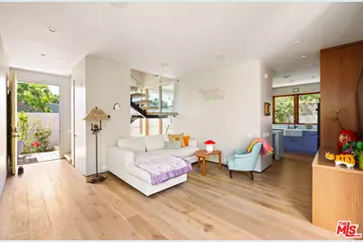 3785 Boise Ave, Los Angeles, CA 90066 - Photo 14