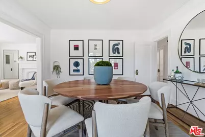 253 N Irving Blvd, Los Angeles, CA 90004 - Photo 12