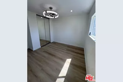 224 W 107th St, Los Angeles, CA 90003 - Photo 20
