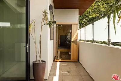 844 N Harper Ave, Los Angeles, CA 90046 - Photo 20
