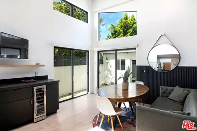 2843 S Holt Ave, Los Angeles, CA 90034 - Photo 8