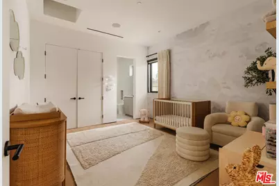 116 S Gretna Green Way, Los Angeles, CA 90049 - Photo 24