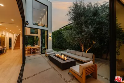 116 S Gretna Green Way, Los Angeles, CA 90049 - Photo 30