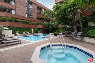 300 N Swall Dr, Beverly Hills, CA 90211 - Photo 40