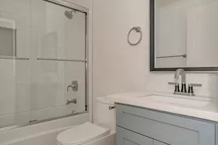 2209 6th Ave, Los Angeles, CA 90018 - Photo 30