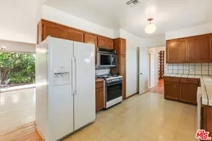 5801 Willis Ave, Sherman Oaks, CA 91411 - Photo 14