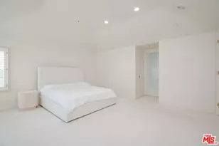 11829 Henley Ln, Los Angeles, CA 90077 - Photo 26