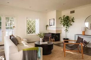 1133 N Clark St, West Hollywood, CA 90069 - Photo 2