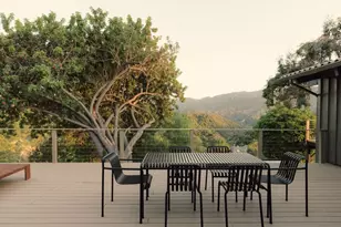 22910 Portage Cir Dr, Topanga, CA 90290 - Photo 30
