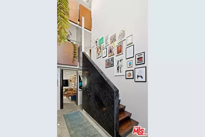 24 Eastwind St #2, Marina del Rey, CA 90292 - Photo 16