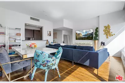 900 W Olympic Blvd #31I, Los Angeles, CA 90015 - Photo 4