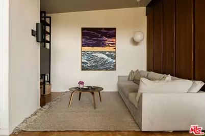 2825 La Cuesta Dr, Los Angeles, CA 90046 - Photo 14