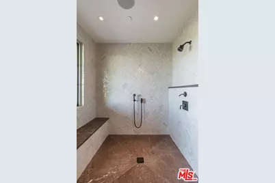 11951 Pinnacle Pl, Beverly Hills, CA 90210 - Photo 30
