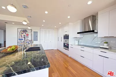 10601 Wilshire Blvd #1404, Los Angeles, CA 90024 - Photo 10