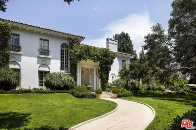 2000 De Mille Dr, Los Angeles, CA 90027 - Photo 2