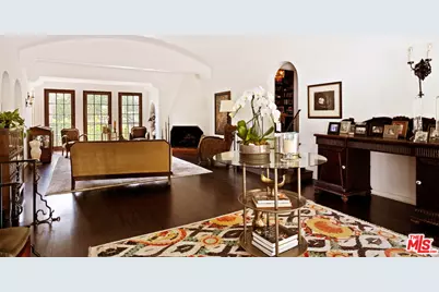 2556 Aberdeen Ave, Los Angeles, CA 90027 - Photo 16
