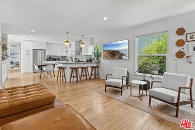5956 W 85th Pl, Los Angeles, CA 90045 - Photo 2